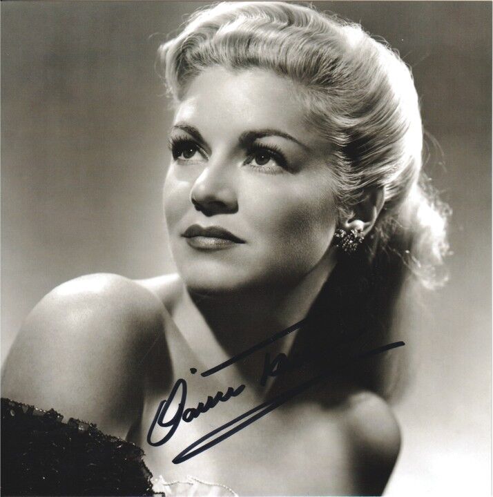 Autogramm Film (USA) | Claire TREVOR | 1940er Foto (Portrait SW XM)