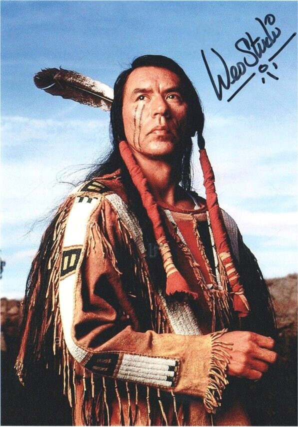 Autogramm Film (USA) | Wes STUDI | 1996 Foto (Portrait Color XM) "Crazy Horse"