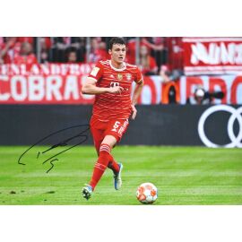 Autogramm Fussball | FC Bayern München | 2022 Foto | Benjamin PAVARD (Spielszene Color XL) VfB