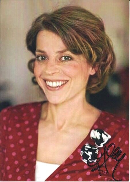 Autogramm Schauspieler | Barbara MESSNER | 2010er Foto (Portrait Color XM)